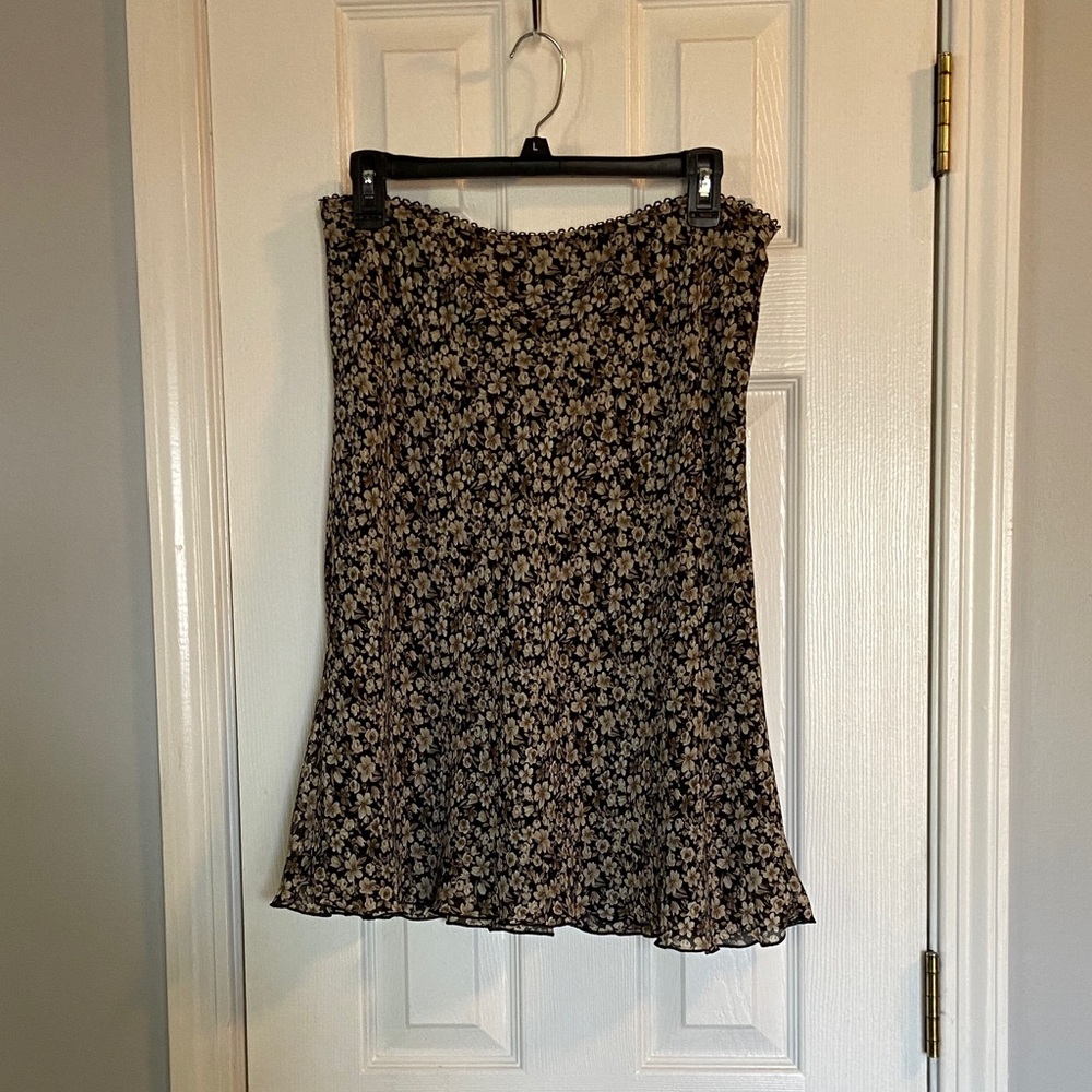 Old Navy Black, Brown &  Cream Floral A-Line Skirt